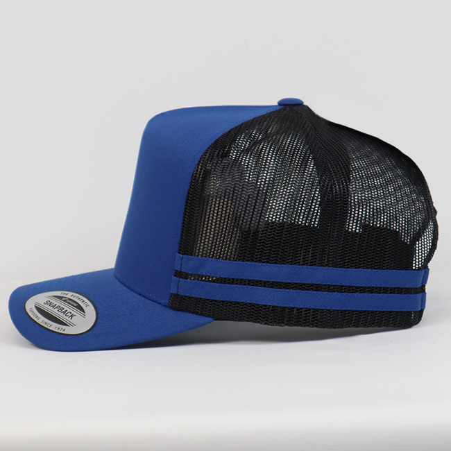 6507 Striped Trucker Royal/Black